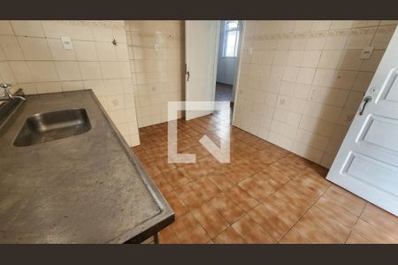 Apartamento para alugar com 110m², 3 quartos e sem vaga Apartamento para alugar com 110m², 3 quartos e sem vagaCozinha