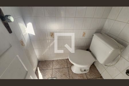 Apartamento para alugar com 110m², 3 quartos e sem vaga Apartamento para alugar com 110m², 3 quartos e sem vagaBanheiro de serviço