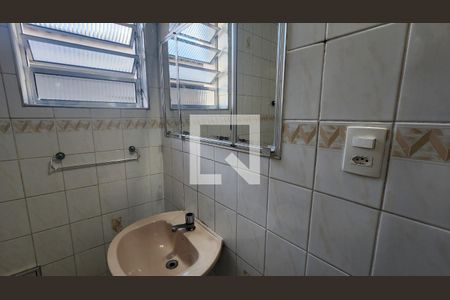Apartamento para alugar com 110m², 3 quartos e sem vaga Apartamento para alugar com 110m², 3 quartos e sem vagaBanheiro Social
