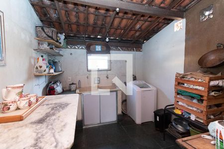 Casa à venda com 122m², 3 quartos e 2 vagasÁrea de Serviço