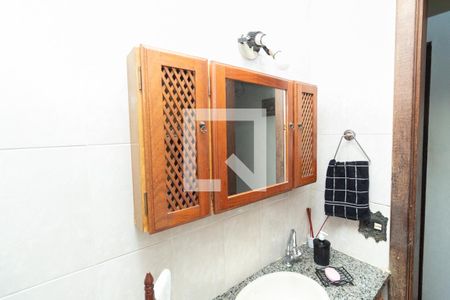 Casa à venda com 122m², 3 quartos e 2 vagasBanheiro Social