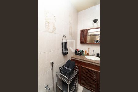 Casa à venda com 122m², 3 quartos e 2 vagasBanheiro da Suíte