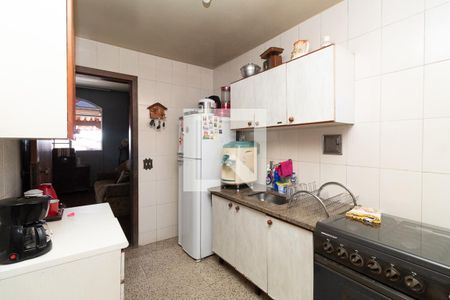 Casa à venda com 122m², 3 quartos e 2 vagasCozinha