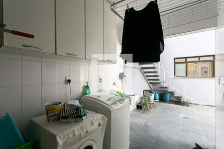 Casa à venda com 173m², 3 quartos e 2 vagasÁrea de Serviço