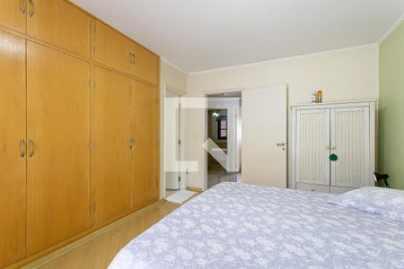 Casa à venda com 173m², 3 quartos e 2 vagasSuíte