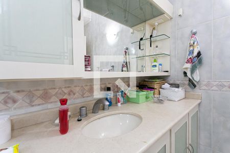 Casa à venda com 173m², 3 quartos e 2 vagasBanheiro da Suíte