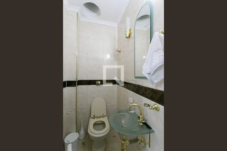 Casa à venda com 173m², 3 quartos e 2 vagasLavabo