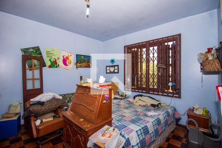 Quarto 2 de casa à venda com 3 quartos, 220m² em Teresópolis, Porto Alegre