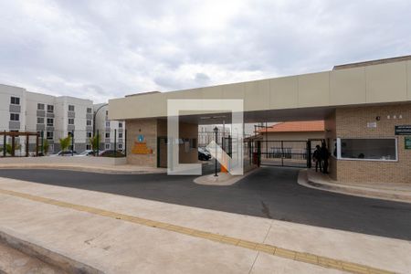 Apartamento para alugar com 46m², 2 quartos e 1 vagaFachada e portaria