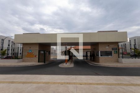 Apartamento para alugar com 46m², 2 quartos e 1 vagaFachada e portaria