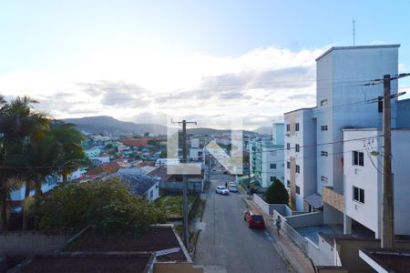 Vista da varanda de apartamento para alugar com 3 quartos, 72m² em Serraria, São José