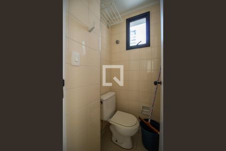 Apartamento à venda com 107m², 3 quartos e 2 vagasBanheiro de Serviço