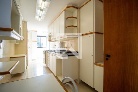 Apartamento à venda com 107m², 3 quartos e 2 vagasCozinha 