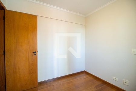Apartamento à venda com 107m², 3 quartos e 2 vagasQuarto 2