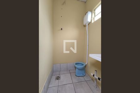 Banheiro e Área de Serviço de apartamento para alugar com 1 quarto, 52m² em Feitoria, São Leopoldo