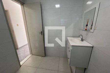 Casa de condomínio à venda com 290m², 4 quartos e 2 vagasBanheiro da Suíte