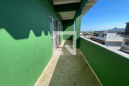 Casa de condomínio à venda com 290m², 4 quartos e 2 vagasVaranda da Sala - 3º andar