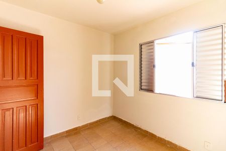 Quarto 1 de casa para alugar com 2 quartos, 90m² em São João Clímaco, São Paulo