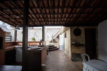 Apartamento à venda com 365m², 5 quartos e 2 vagasCobertura