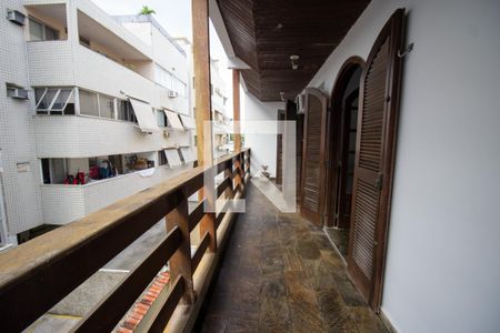 Apartamento à venda com 365m², 5 quartos e 2 vagasVaranda do Quarto 1 e da Suíte