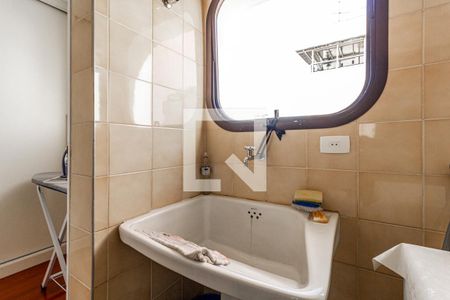 Apartamento para alugar com 115m², 3 quartos e 2 vagas Apartamento para alugar com 115m², 3 quartos e 2 vagasÁrea de Serviço