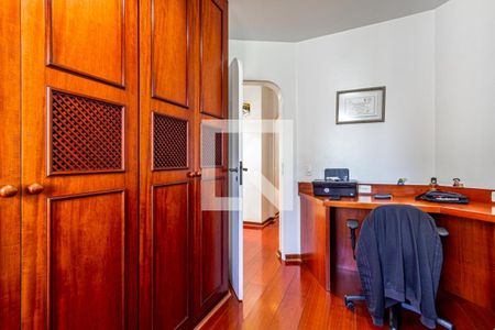 Apartamento para alugar com 115m², 3 quartos e 2 vagas Apartamento para alugar com 115m², 3 quartos e 2 vagasQuarto 2