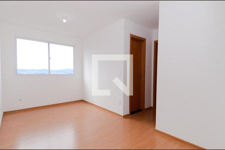 Sala de Apartamento com 2 quartos, 43m² Vila Fátima