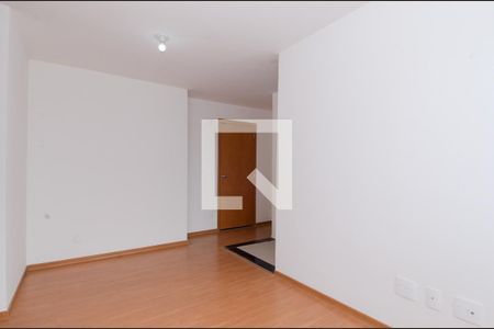 Sala de Apartamento com 2 quartos, 43m² Vila Fátima