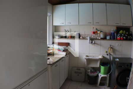 Casa à venda com 360m², 4 quartos e 2 vagasLavanderia