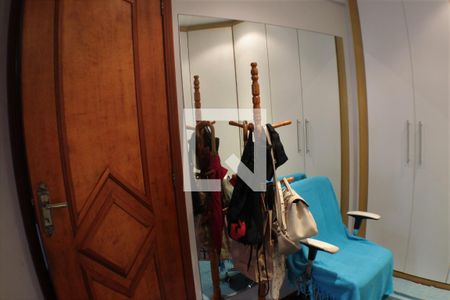 Casa à venda com 360m², 4 quartos e 2 vagasCloset