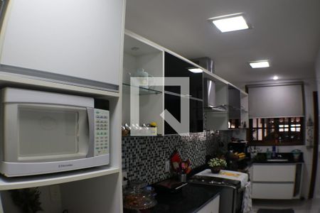 Casa à venda com 360m², 4 quartos e 2 vagasCozinha