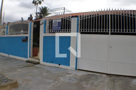 Casa à venda com 360m², 4 quartos e 2 vagasFachada