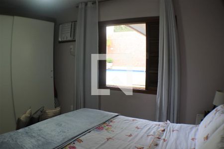 Casa à venda com 360m², 4 quartos e 2 vagasQuarto 4 - Suíte