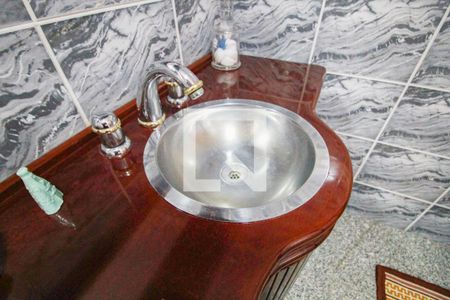 Casa à venda com 400m², 4 quartos e 8 vagassuite quarto 3