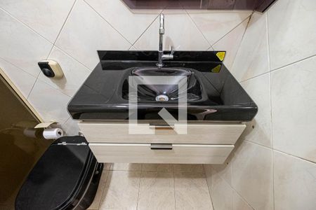 Apartamento para alugar com 65m², 2 quartos e sem vaga Apartamento para alugar com 65m², 2 quartos e sem vagaBanheiro