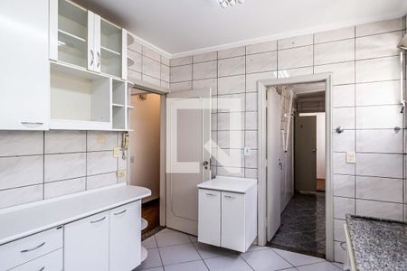 Apartamento para alugar com 130m², 3 quartos e 1 vaga Apartamento para alugar com 130m², 3 quartos e 1 vagaCozinha