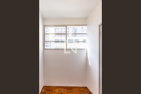Apartamento para alugar com 130m², 3 quartos e 1 vaga Apartamento para alugar com 130m², 3 quartos e 1 vagaQuarto de serviço
