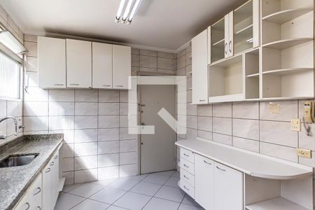 Apartamento para alugar com 130m², 3 quartos e 1 vaga Apartamento para alugar com 130m², 3 quartos e 1 vagaCozinha