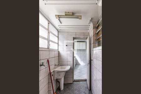 Apartamento para alugar com 130m², 3 quartos e 1 vaga Apartamento para alugar com 130m², 3 quartos e 1 vagaÁrea de serviço