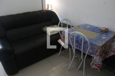 Sala de apartamento para alugar com 1 quarto, 35m² em Itararé, São Vicente