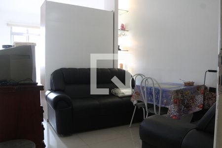 Sala de apartamento para alugar com 1 quarto, 35m² em Itararé, São Vicente