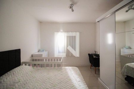 Quarto 1 de casa de condomínio para alugar com 2 quartos, 80m² em Vila Carmosina, São Paulo