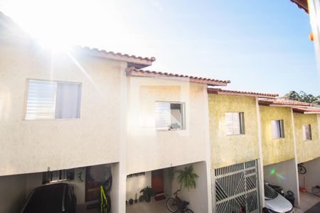 Vista do Quarto 1 de casa de condomínio para alugar com 2 quartos, 80m² em Vila Carmosina, São Paulo
