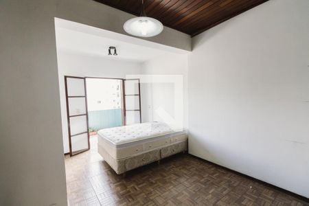 Suíte 1 de casa para alugar com 3 quartos, 220m² em Vila Ipojuca, São Paulo