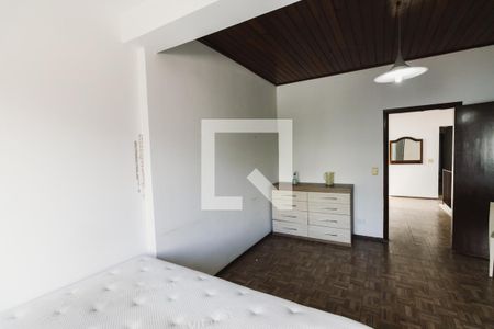 Suíte 1 de casa para alugar com 3 quartos, 220m² em Vila Ipojuca, São Paulo