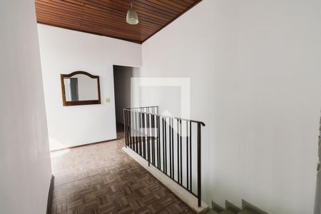 Corredor de casa para alugar com 3 quartos, 220m² em Vila Ipojuca, São Paulo