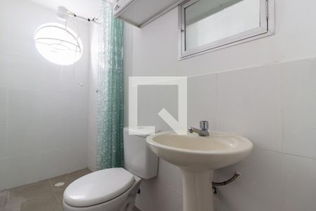 Banheiro de kitnet/studio para alugar com 1 quarto, 30m² em Jardim Paulista, São Paulo