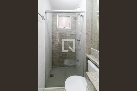 Apartamento à venda com 64m², 2 quartos e 1 vaga Apartamento à venda com 64m², 2 quartos e 1 vagaBanheiro da Suíte