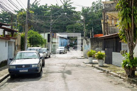 Casa para alugar com 50m², 1 quarto e sem vagaRua