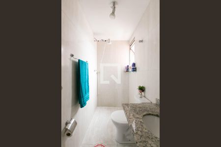 Apartamento à venda com 52m², 2 quartos e 1 vaga Apartamento à venda com 52m², 2 quartos e 1 vagaBanheiro